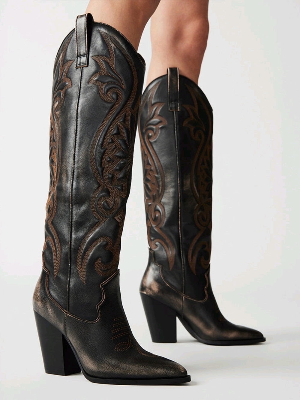 NWT! Steve Madden Lasso Brown Distressed